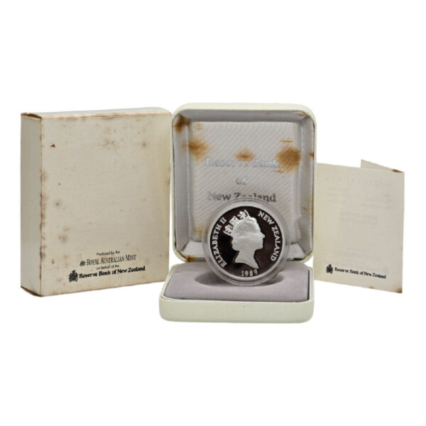 1989 New Zealand $1 Silver Proof Coin - XIV Commonwealth Games, Auckland 1990 - Image 2